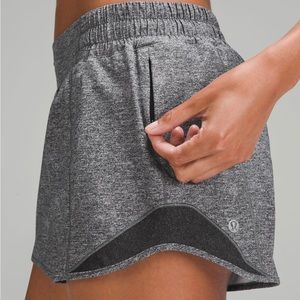 lululemon hotty hot short